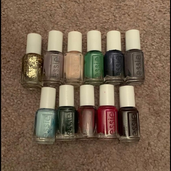 Other - Essie Bundle
